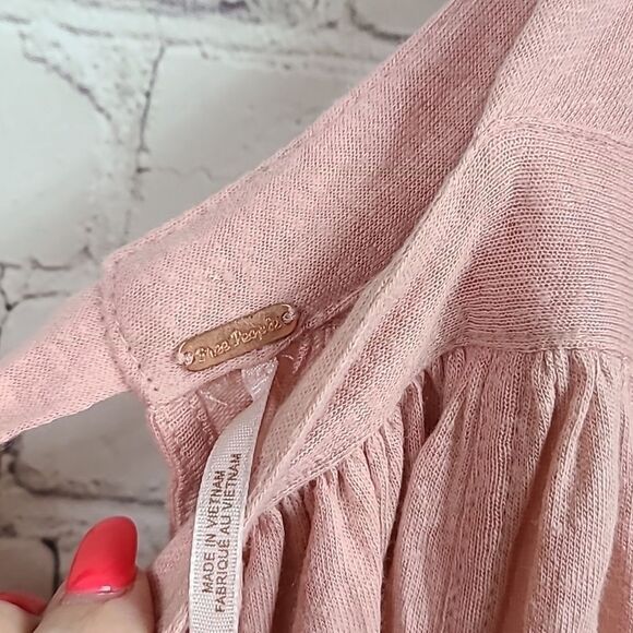 Free People NWT Pink Linen Oversized Tee Strawberry Crop Top Bow Tie Back Blouse - Picture 9 of 12